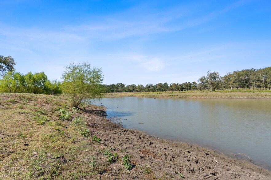 More Photos Of 5501 Old Colony Line Rd, Lockhart Land For Sale