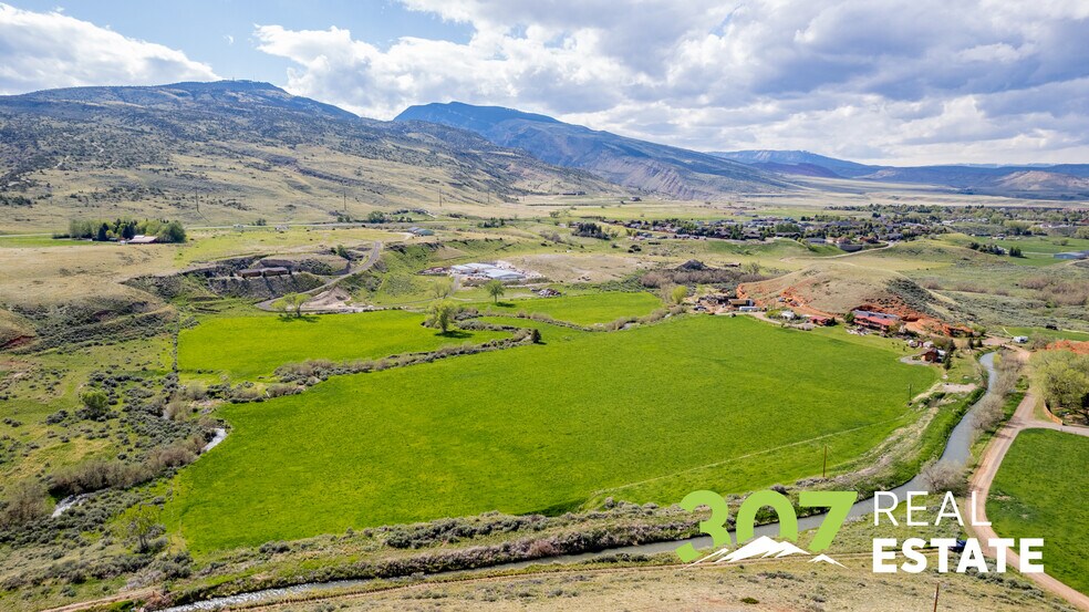 More Photos Of 30 Nielson Trl, Cody Hospitality For Sale