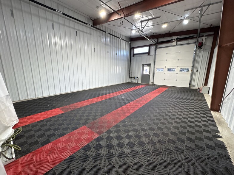 More Photos Of 2206 IFCU Way way, Lafayette Auto Repair For Sale