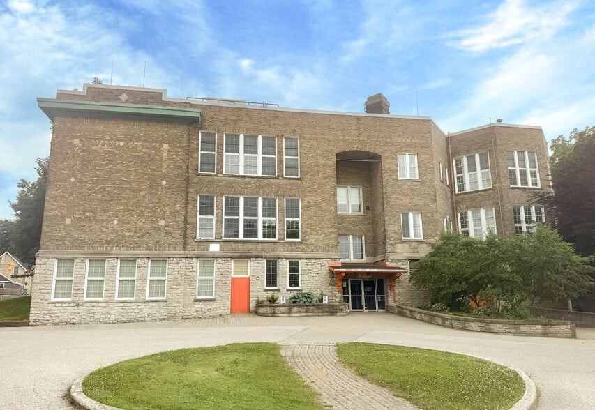 Primary Photo Of 21 Wharncliffe Rd S, London Schools For Lease