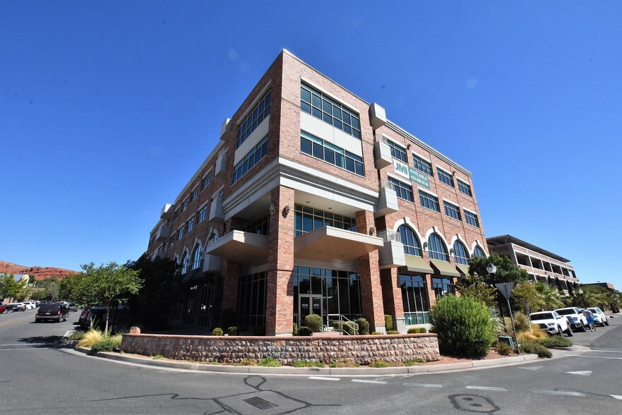 More Photos Of 20 N Main St, St George Office Residential For Lease