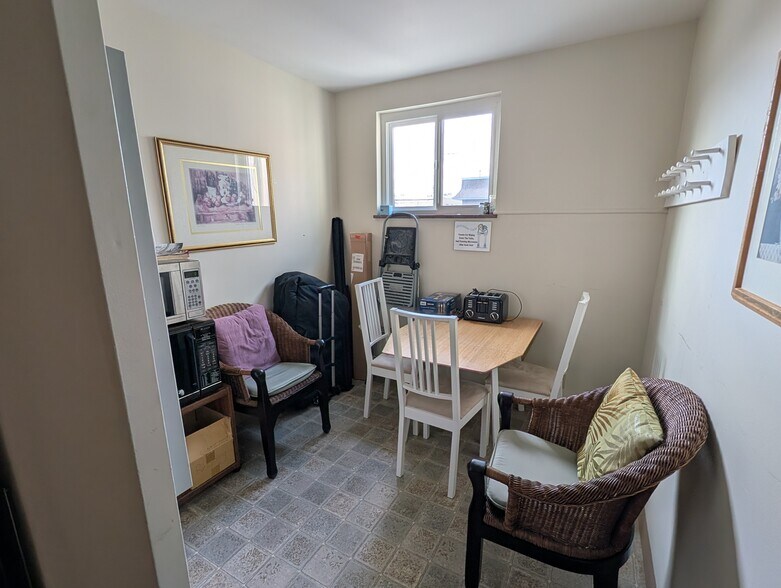 More Photos Of 700 Murdock St, Sedro Woolley Office For Sale