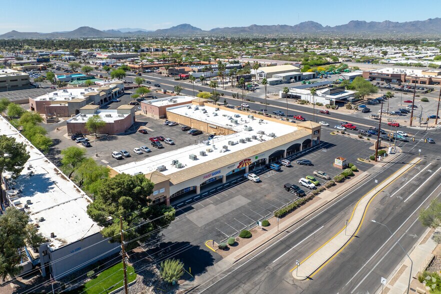 More Photos Of 3950-3994 N Oracle Rd, Tucson General Retail For Lease