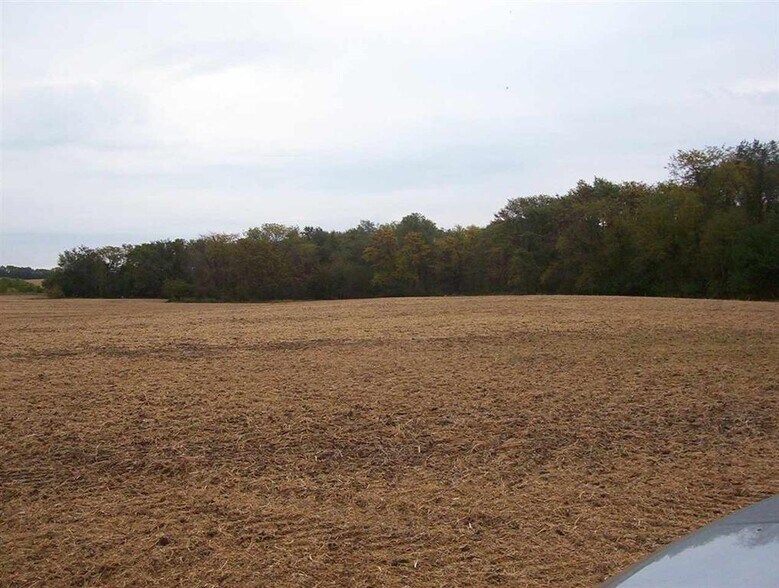 More Photos Of 210th Street Northeast, Solon Land For Sale