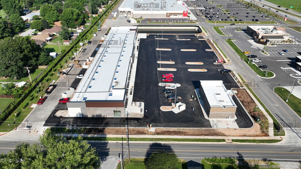 More Photos Of 3380-3428 W Sunshine St, Springfield Storefront For Lease