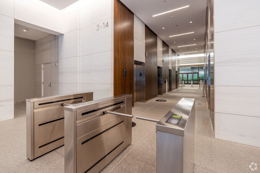 More Photos Of 300 Mission St, San Francisco Office For Lease