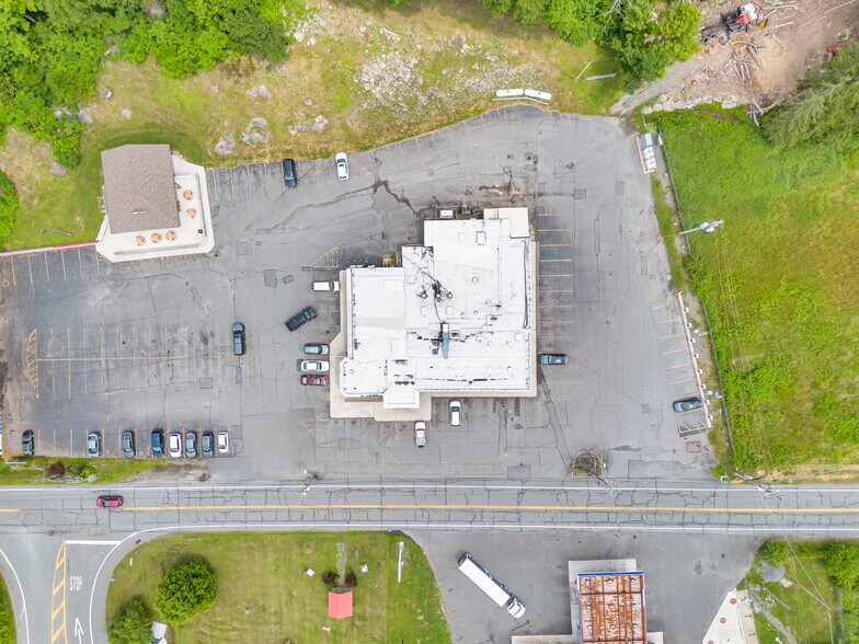 More Photos Of 1908 Old Route 17, Roscoe Restaurant For Sale