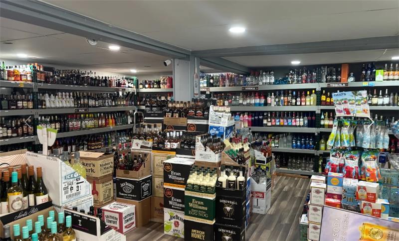 More Photos Of 201 Seneca St, Fulton Freestanding For Sale