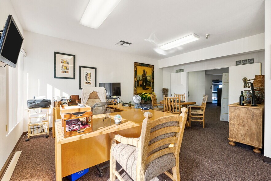 More Photos Of 73101 Highway 111, Palm Desert General Retail For Sale