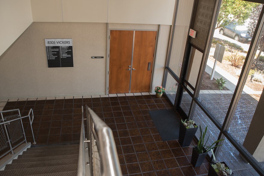 More Photos Of 8305 Vickers St, San Diego Office For Lease