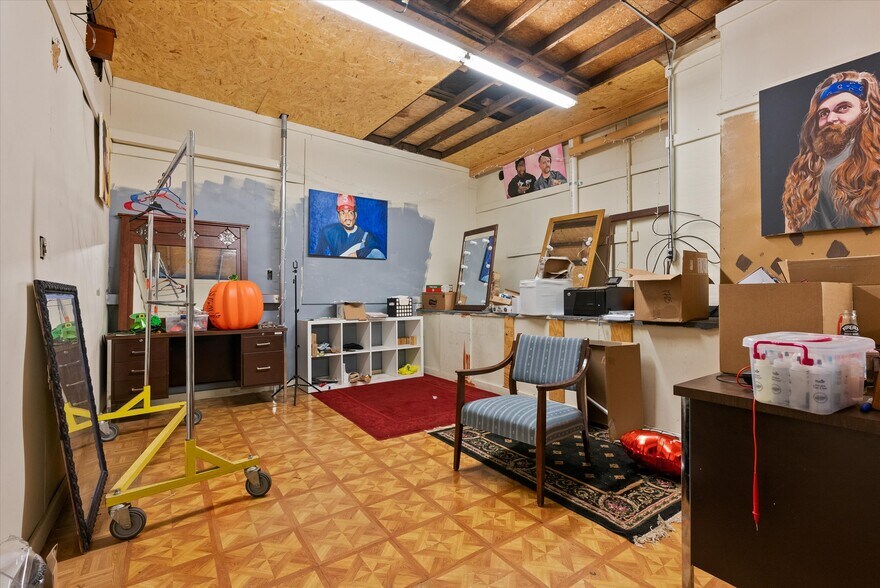 More Photos Of 1133 Indiana Ave, Sheboygan Storefront Retail Office For Lease