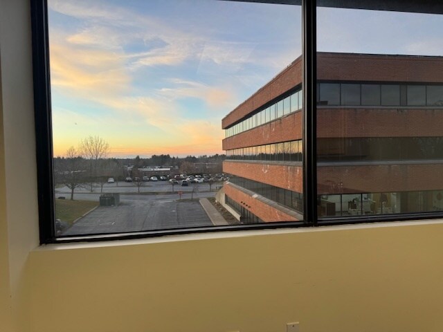 More Photos Of 300 Interstate Corporate Cent, Williston Office For Sale