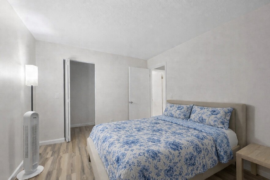 More Photos Of 540 W College St, Oberlin Apartments For Sale