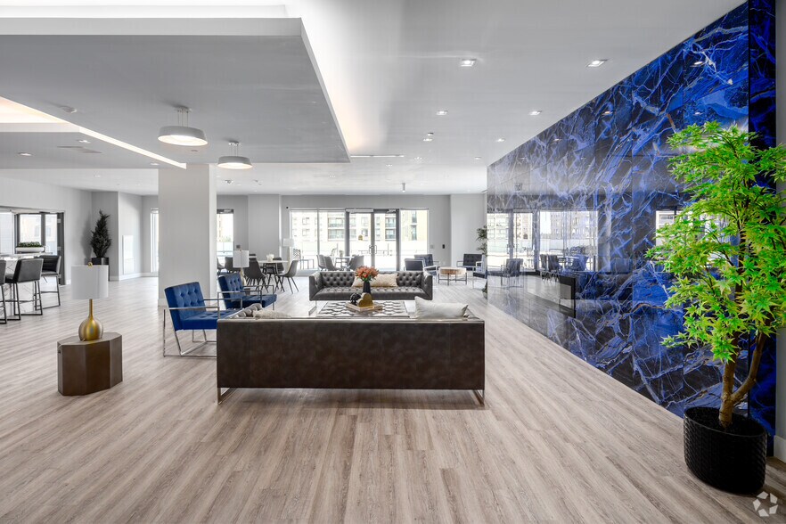 More Photos Of 5 Zappacosta Dr, Toronto Apartments For Lease