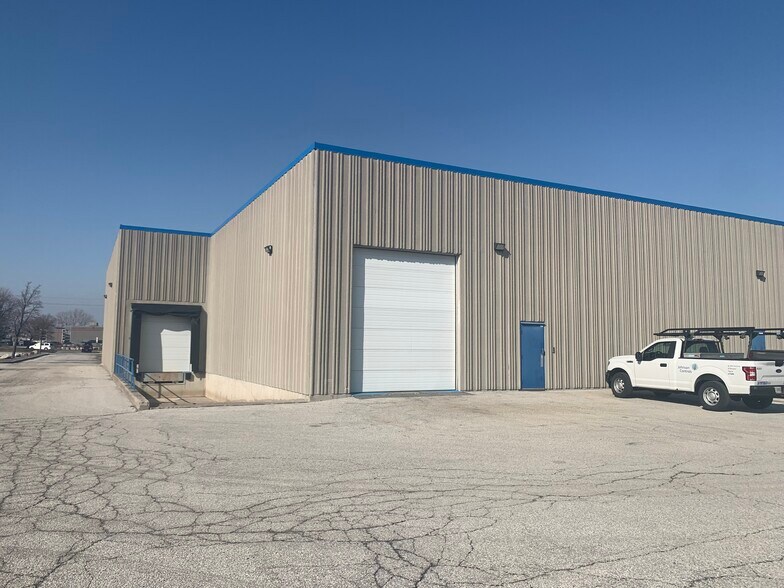 More Photos Of 4525 Rhodes Dr, Windsor Light Distribution For Lease