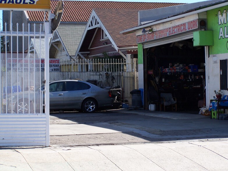 More Photos Of 1424 W Jefferson Blvd, Los Angeles Auto Repair For Sale
