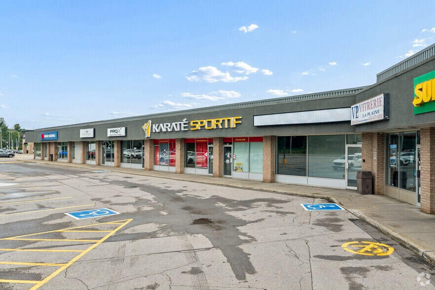 More Photos Of 5333 Boul Laurier, Terrebonne Unknown For Lease