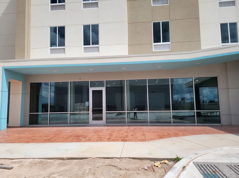 More Photos Of 101 Grapefruit Blvd, Mission Hotel For Sale