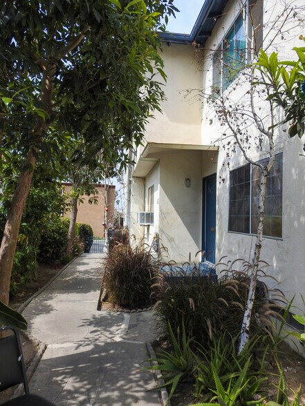 More Photos Of 234 S Normandie Ave, Los Angeles Apartments For Sale
