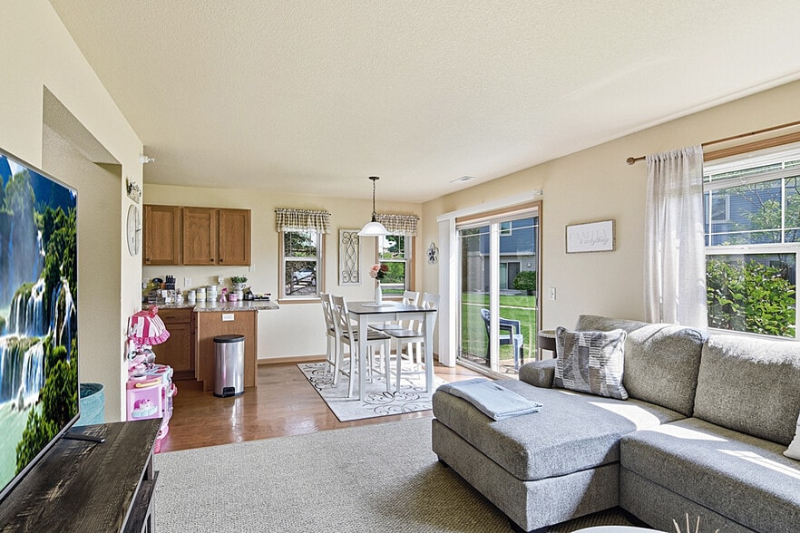 More Photos Of 725 Roberts Rd, Sartell Apartments For Sale