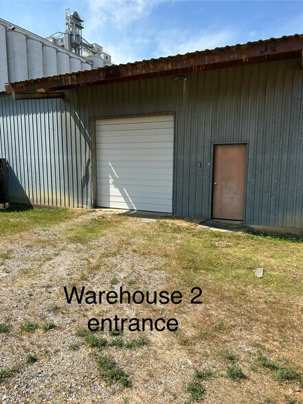 More Photos Of 711 Highway 82 W, Greenwood Warehouse For Sale