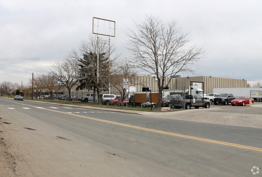 More Photos Of 1280 W 47th Ave, Denver Manufacturing For Lease
