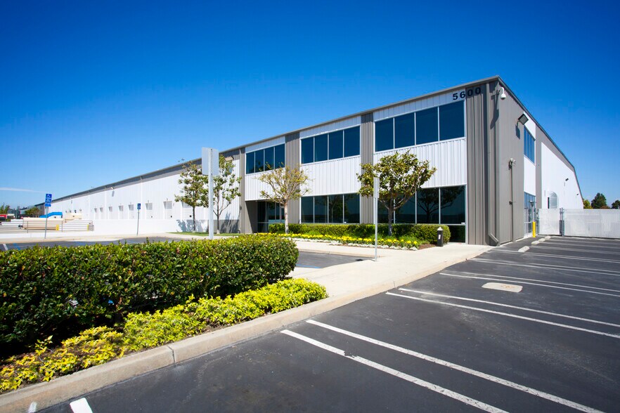 More Photos Of 5600 Argosy Cir, Huntington Beach Warehouse For Lease