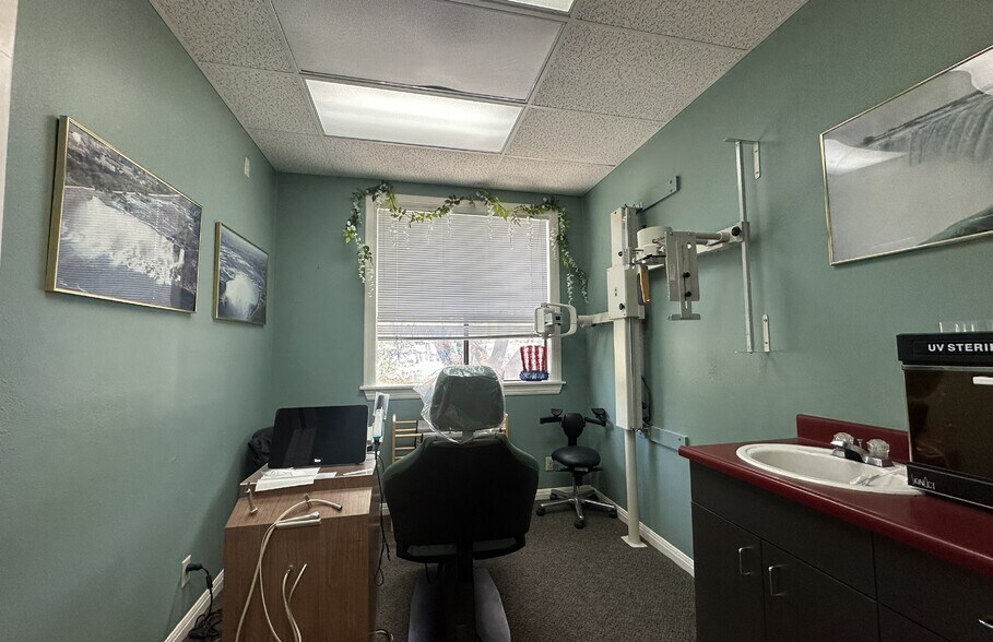 More Photos Of 11924 Vance Jackson Rd, San Antonio Office For Lease