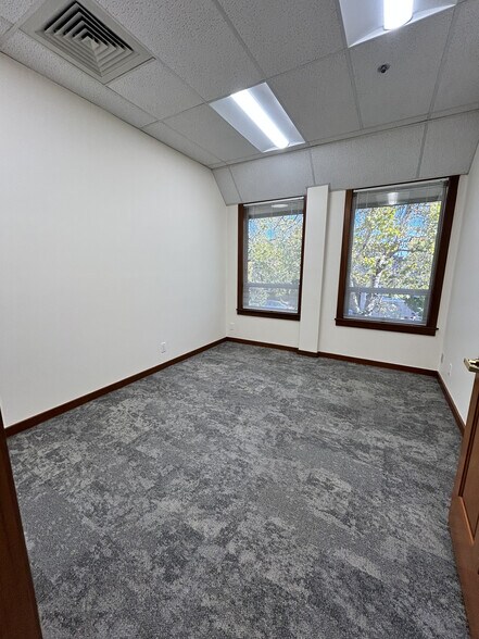 More Photos Of 900 5th Ave, San Rafael Office For Lease