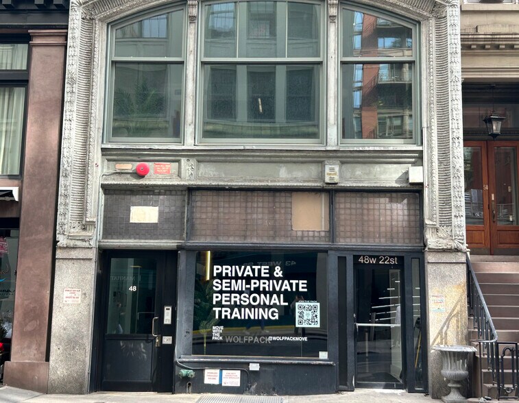 More Photos Of 48 W 22nd St, New York Apartments For Sale