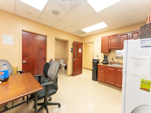 More Photos Of 1051-1103 W Sherman Ave, Vineland Medical For Lease
