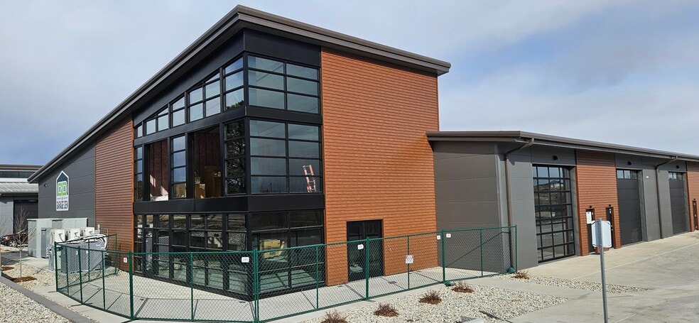 More Photos Of 7542 S Potomac St, Centennial Flex For Sale