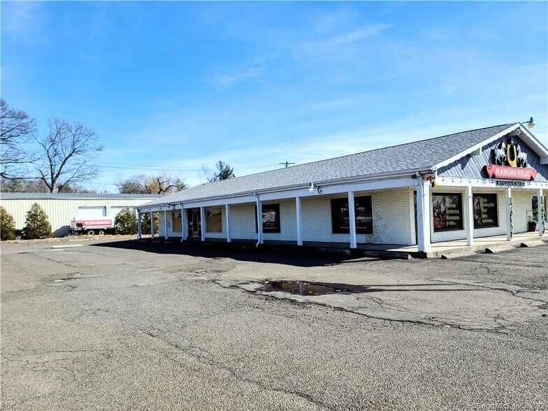 More Photos Of 630 Washington Ave, North Haven Freestanding For Sale