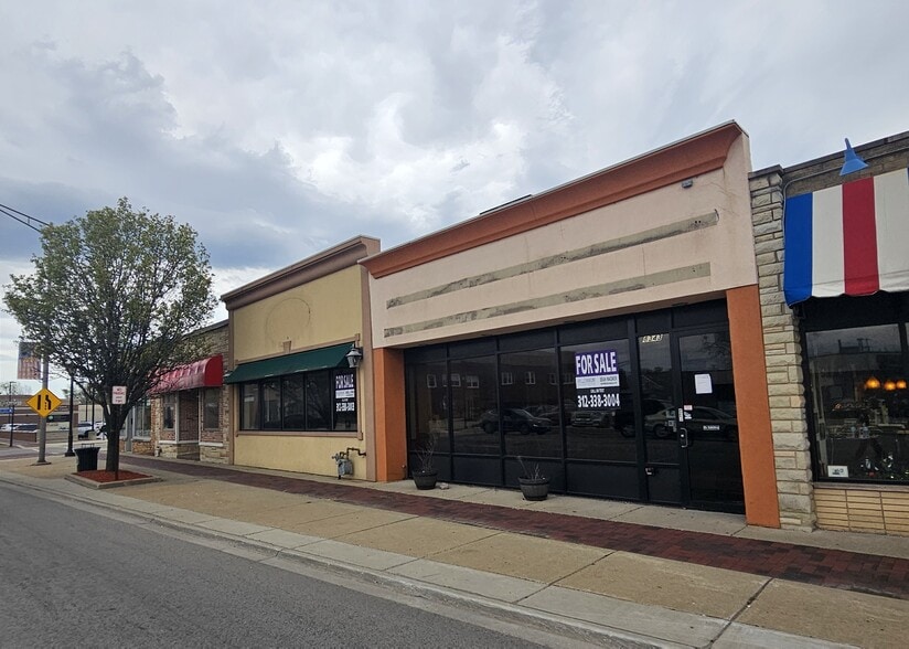 Primary Photo Of 8341 Grand Ave, River Grove Restaurant For Sale