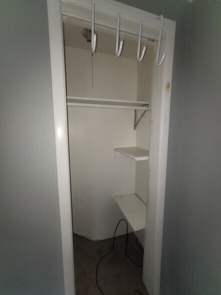 More Photos Of 2536 Indianapolis Ave, Indianapolis Apartments For Sale