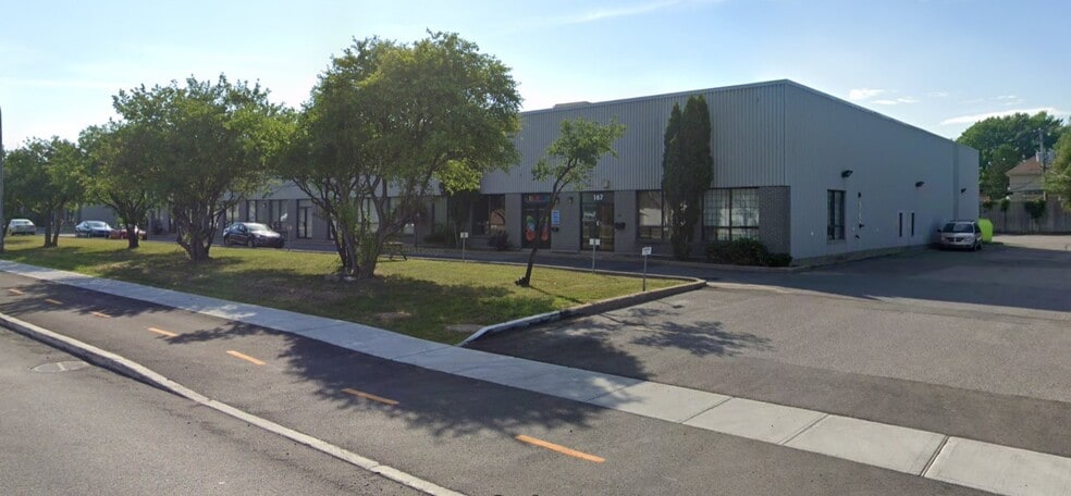 Primary Photo Of 167-189 Ave Labrosse, Dollard-des-Ormeaux Warehouse For Lease