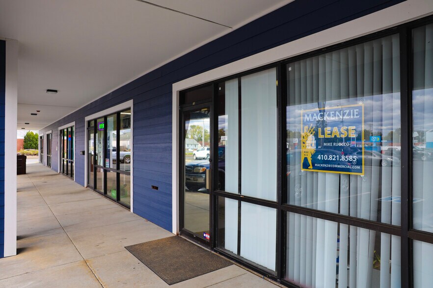 More Photos Of 309 Sunburst Hwy, Cambridge Storefront For Sale