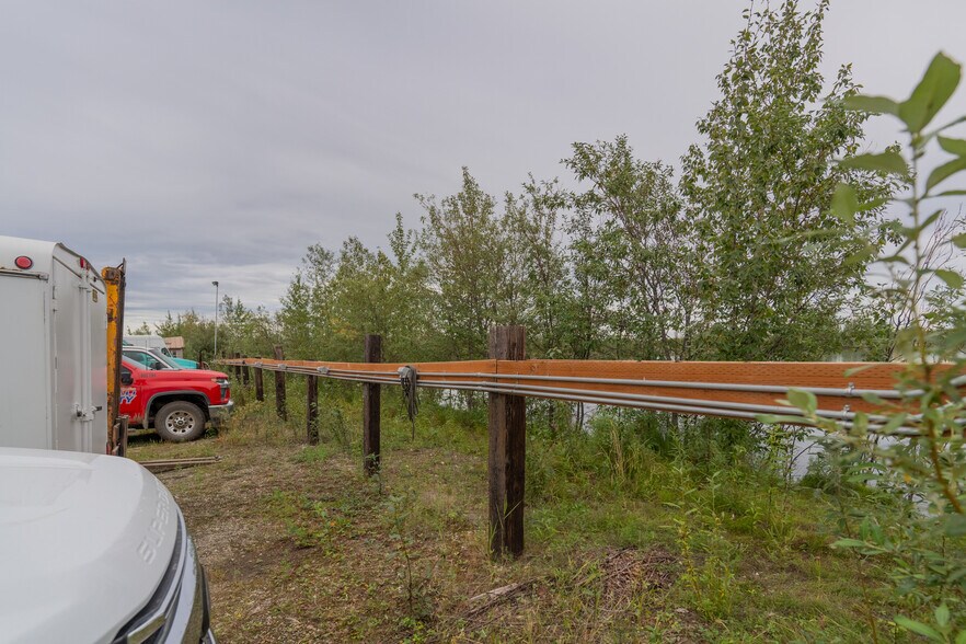 More Photos Of 1285 Queens Way, Fairbanks Warehouse For Sale