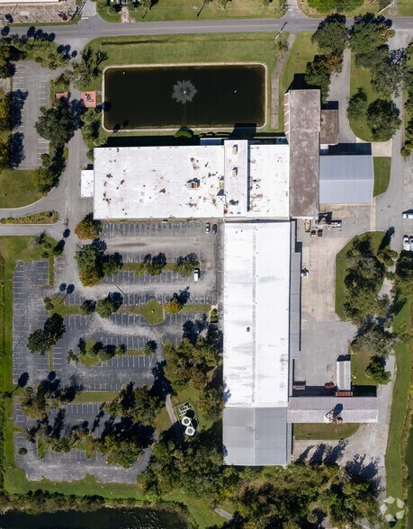 More Photos Of 901 6th St, Daytona Beach Industrial For Sale