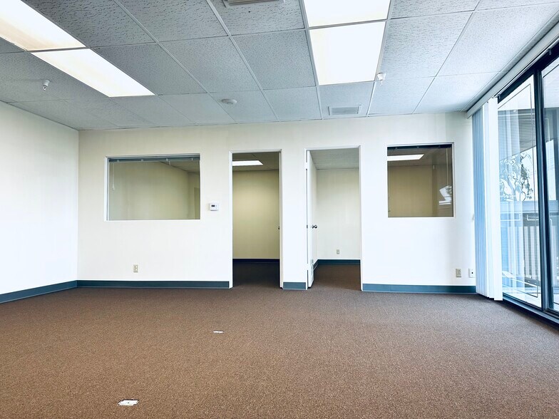 Primary Photo Of 5335-5355 McConnell Ave, Los Angeles Warehouse For Lease