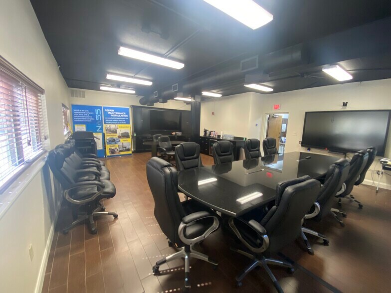 More Photos Of 180 N Westmonte Dr, Altamonte Springs Office For Lease