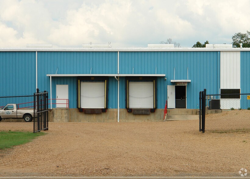 More Photos Of 5670 US-80, Jackson Manufacturing For Lease