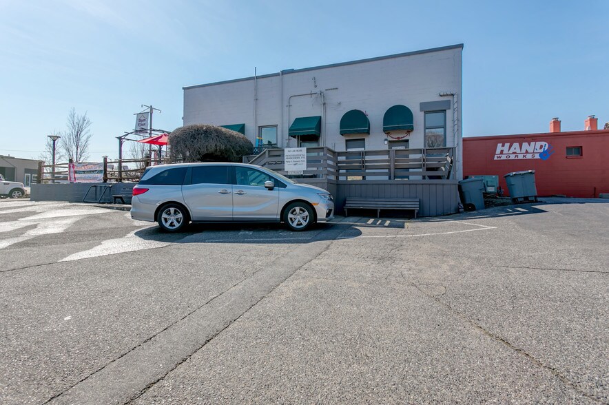 More Photos Of 700-702 George Washington Way, Richland Storefront Retail Office For Lease