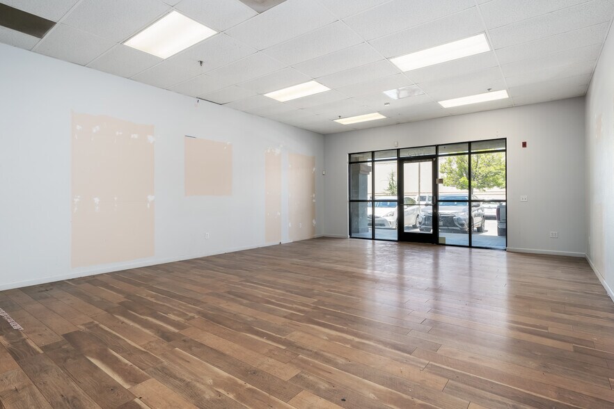 More Photos Of 1461-1475 Creston Rd, Paso Robles Unknown For Lease