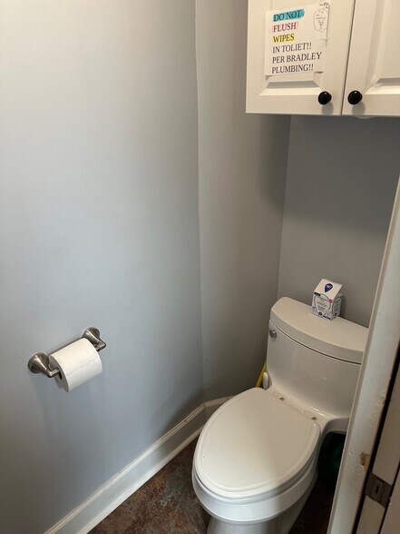 More Photos Of 333 Newberry St NW, Aiken Drugstore For Sale