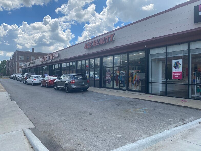 Primary Photo Of 3-25 E 38th St, Indianapolis Unknown For Lease