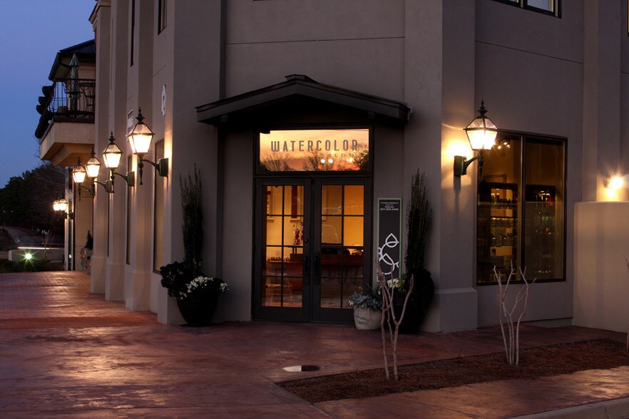 More Photos Of 113-115 W Jackson Ave, Ridgeland Unknown For Lease