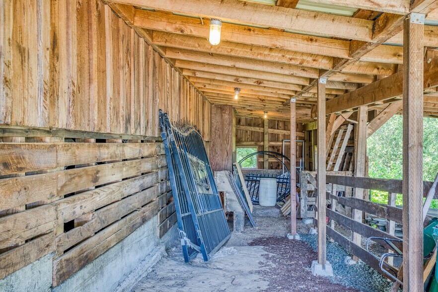 More Photos Of 203 N Birch St, Coquille Specialty For Sale
