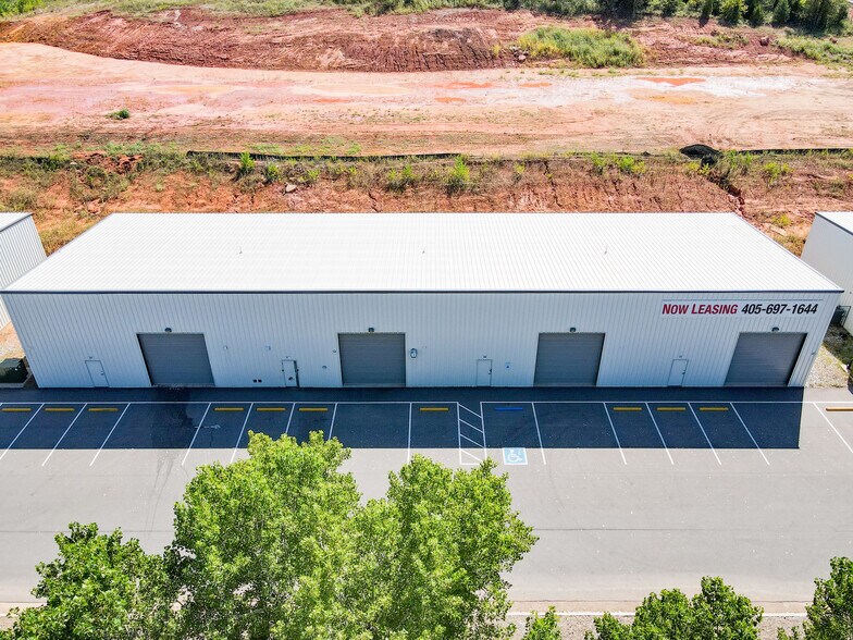 More Photos Of 5700 N Bryant, Oklahoma City Warehouse For Sale