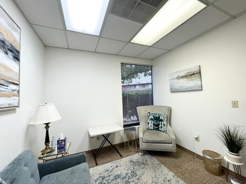 More Photos Of 1130 Conroy Ln, Roseville Medical For Sale